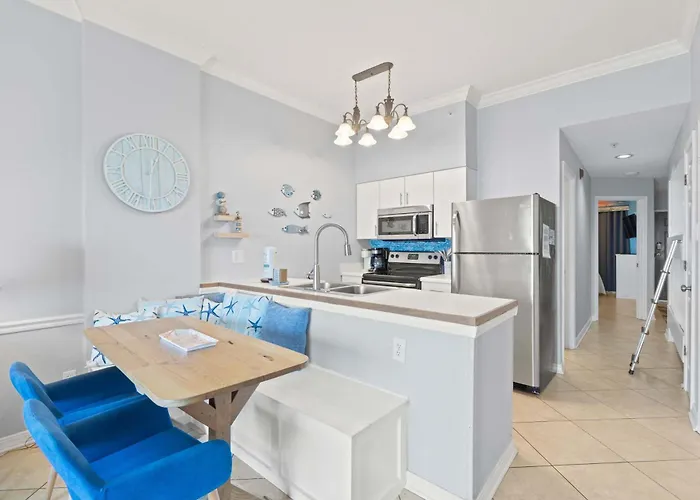 Gulf-front With Pool Hot Tub & Sauna Holiday home