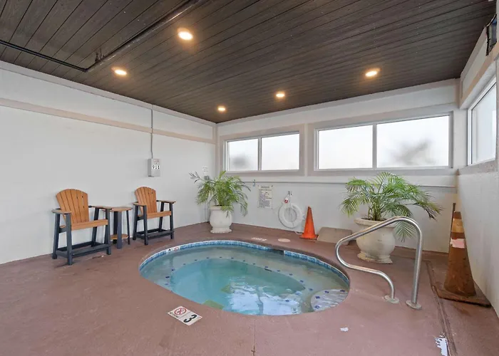 Gulf-front With Pool Hot Tub & Sauna Holiday home *